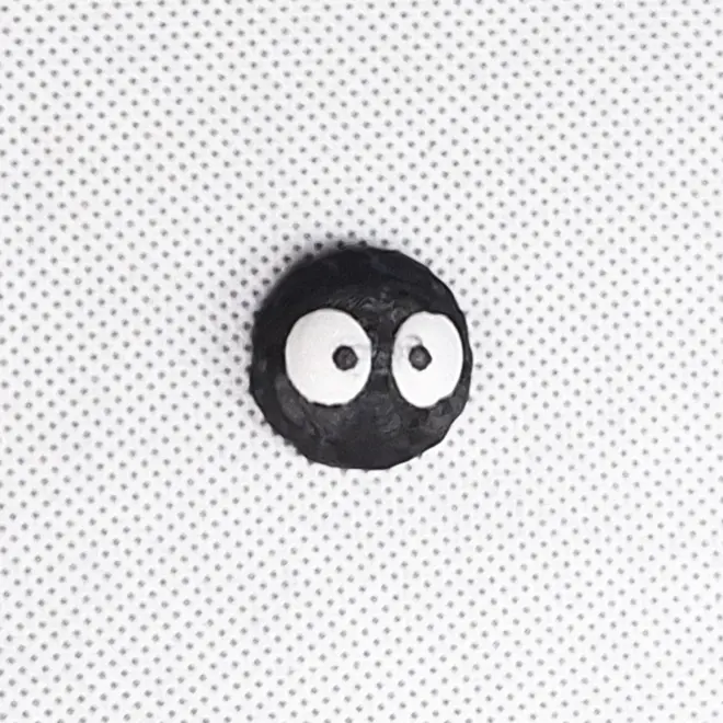 Spirited Away Soot Sprite with 3 Stars Magnet