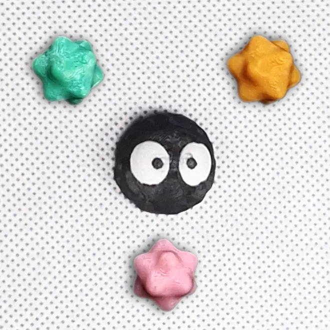 Spirited Away Soot Sprite with 3 Stars Magnet